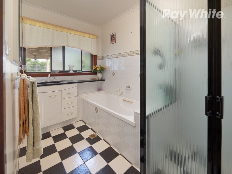 536 Webb Street, Lavington NSW 2641