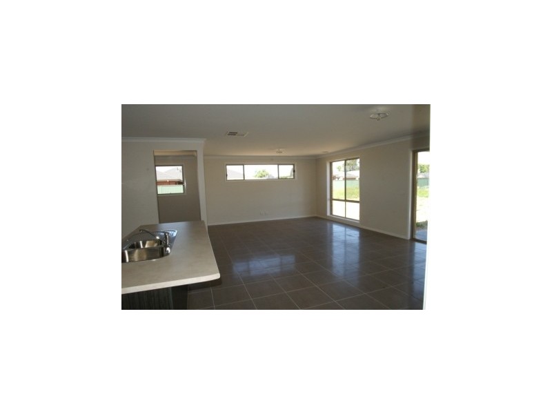 148 Kennedy Street, Howlong NSW 2643