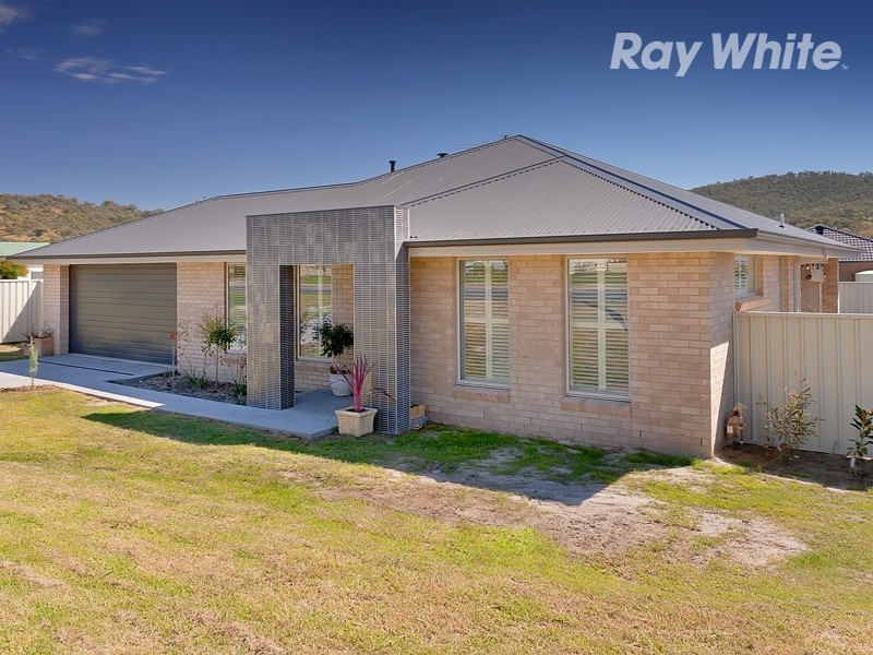 758 Centaur Road, Lavington NSW 2641