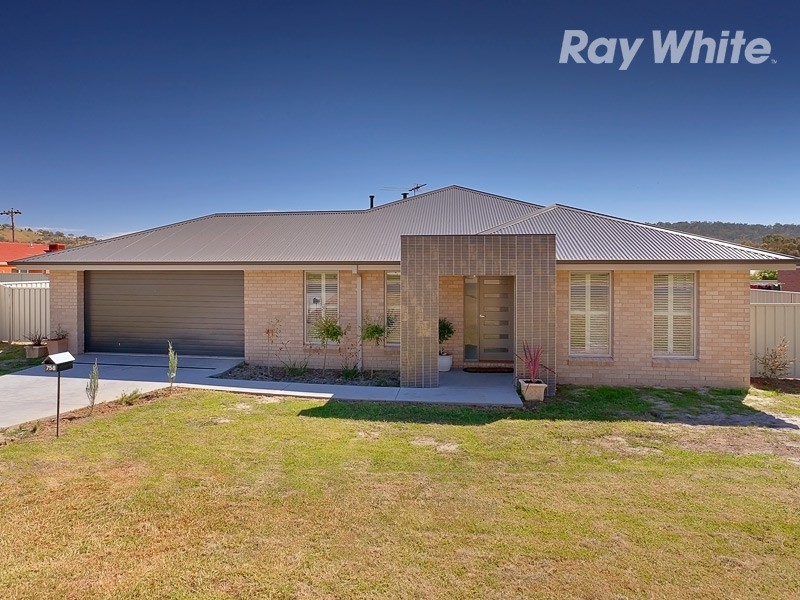 758 Centaur Road, Lavington NSW 2641