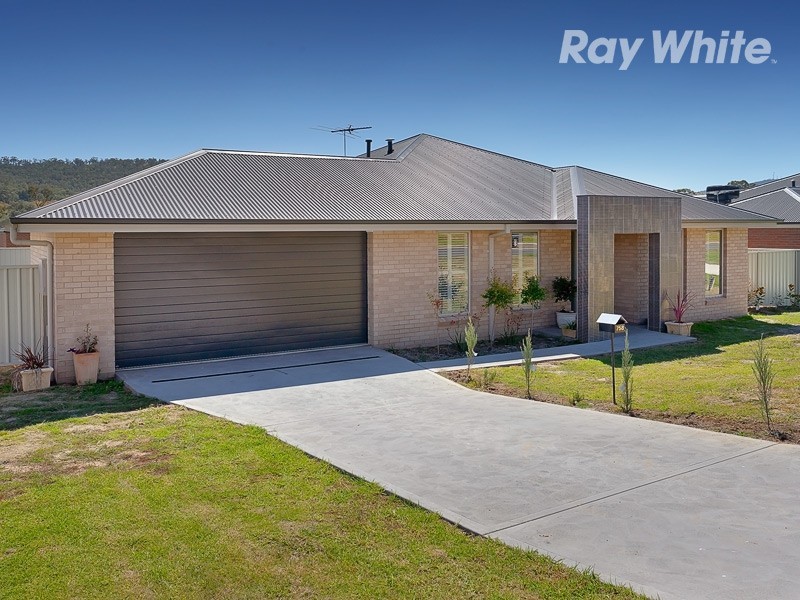 758 Centaur Road, Lavington NSW 2641