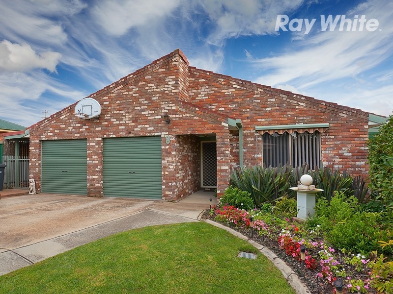 8 Watt Place, Lavington NSW 2641