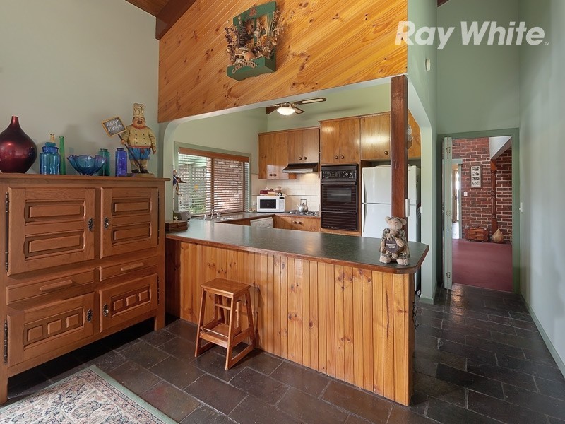 8 Watt Place, Lavington NSW 2641