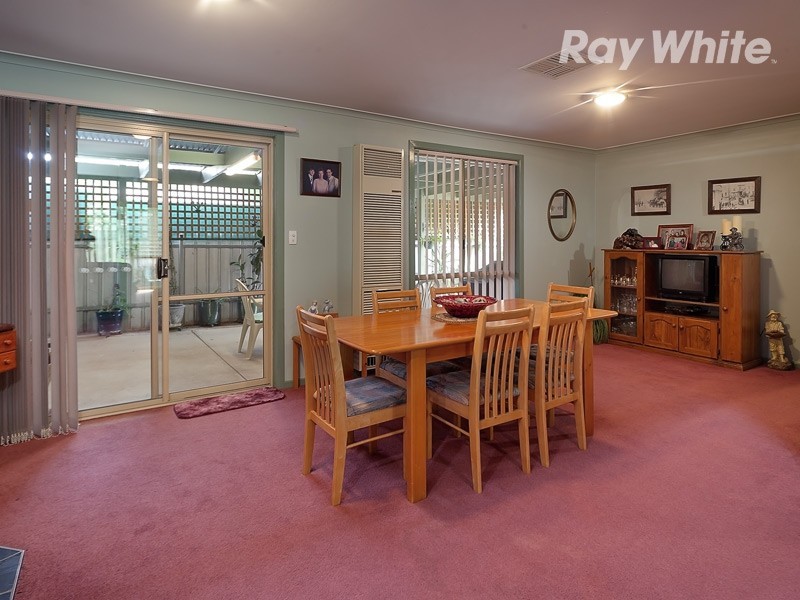 8 Watt Place, Lavington NSW 2641