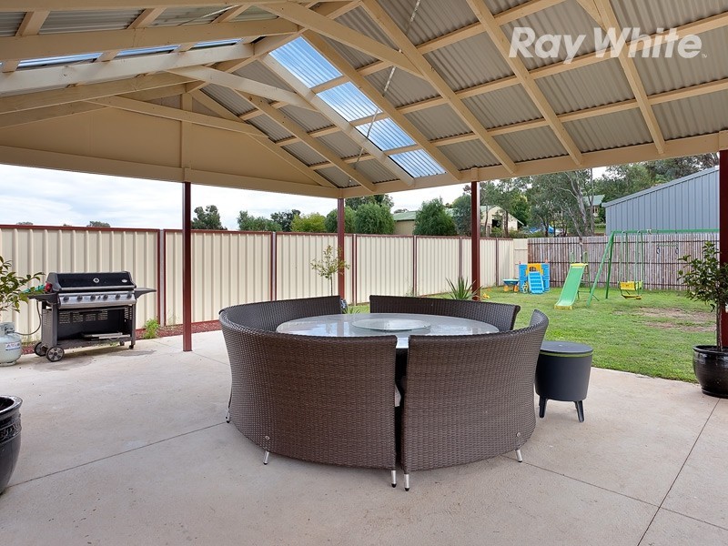 51 Racecourse Road, Albury NSW 2640