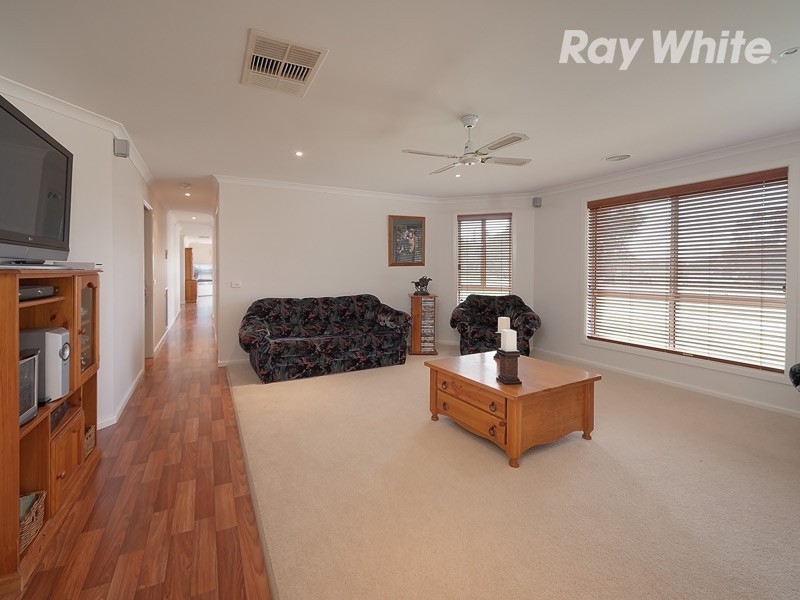 51 Racecourse Road, Albury NSW 2640