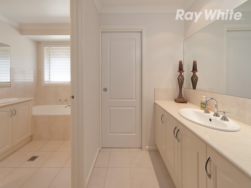 51 Racecourse Road, Albury NSW 2640