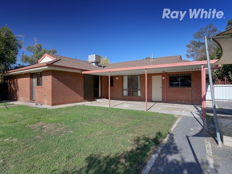 73 Wood Street, Jindera NSW 2642