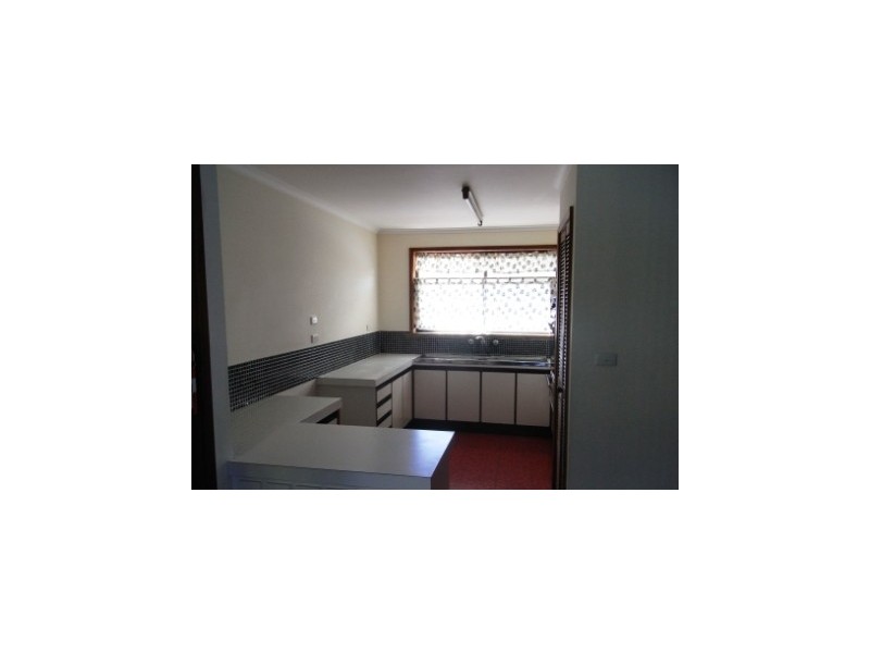 443 Kaitlers Road, Lavington NSW 2641