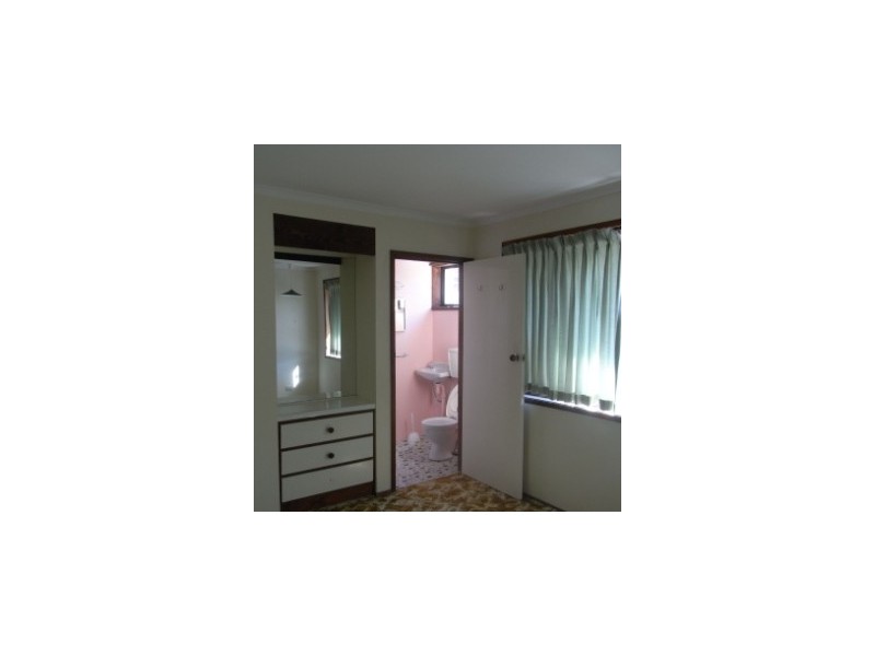 443 Kaitlers Road, Lavington NSW 2641