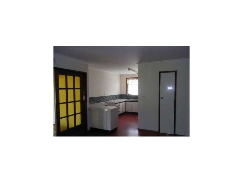 443 Kaitlers Road, Lavington NSW 2641