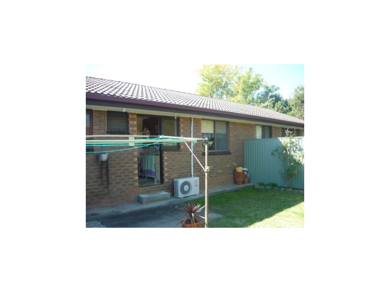 3/414 Bevan Street, Lavington NSW 2641