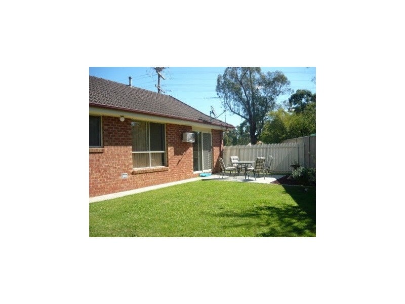 1/312 Diggers Road, Lavington NSW 2641