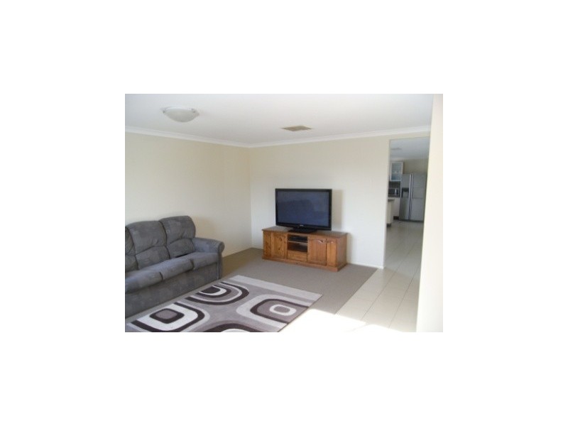 6 Lions Place, Culcairn NSW 2660