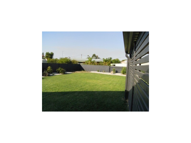 6 Lions Place, Culcairn NSW 2660