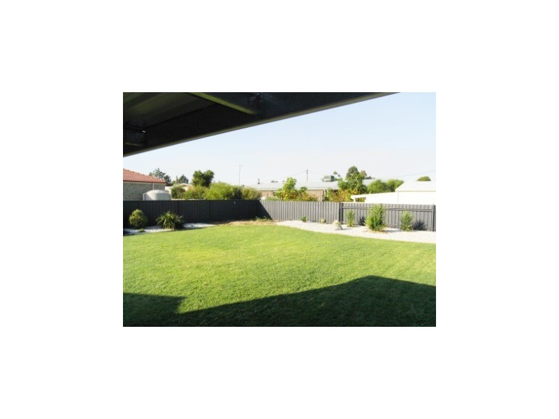 6 Lions Place, Culcairn NSW 2660