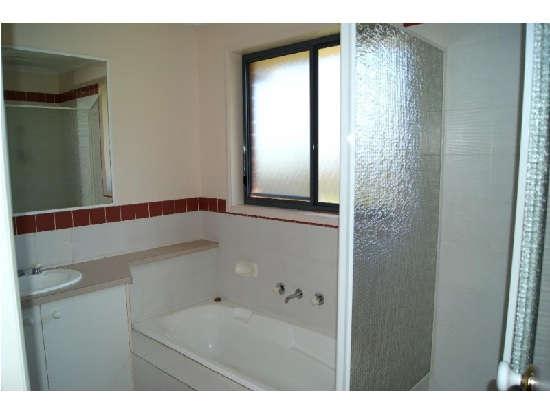 21 Sturtvale Court, Albury NSW 2640