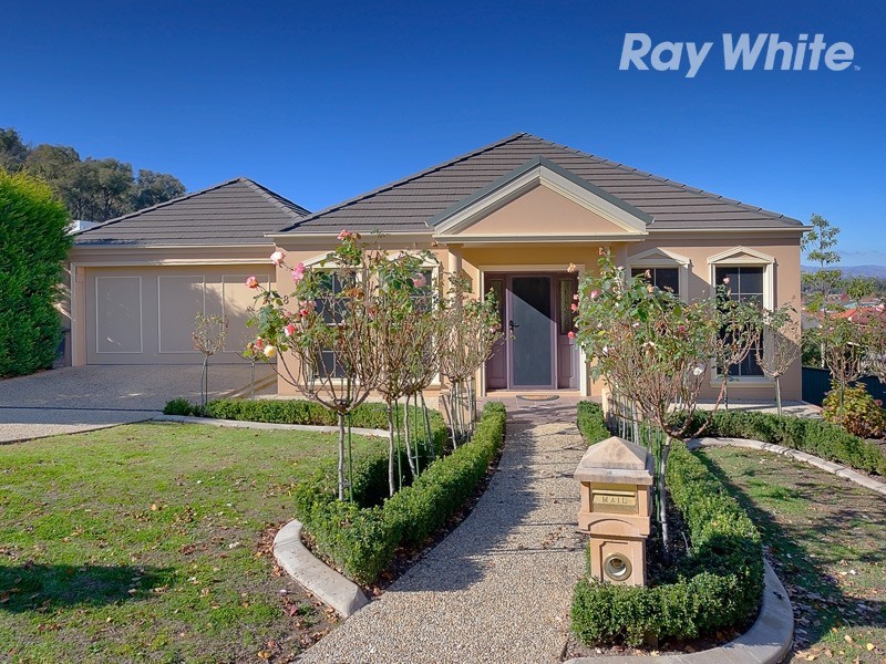 8  Blair Court (Norris Park), Albury NSW 2640