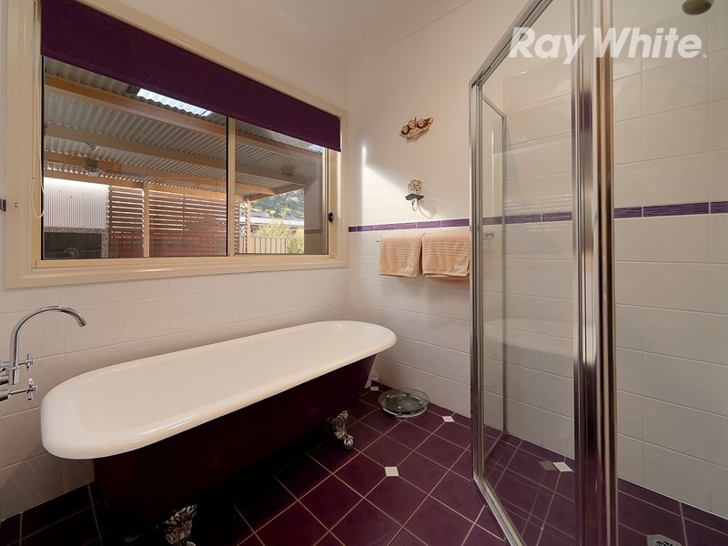 8  Blair Court (Norris Park), Albury NSW 2640