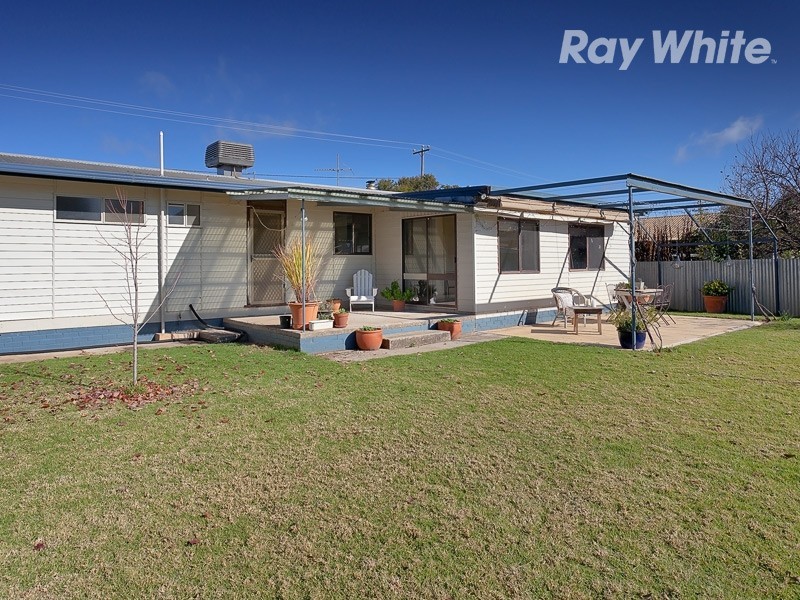 145 Kennedy Street, Howlong NSW 2643