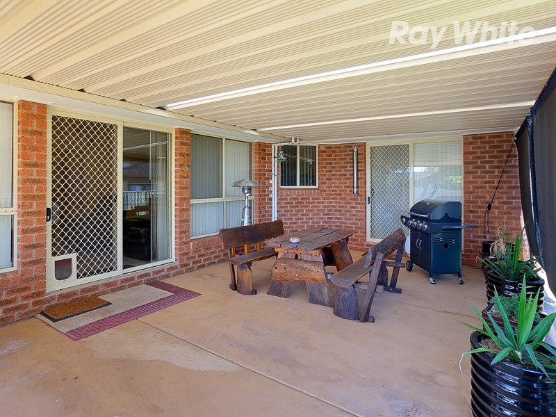 69 Dunne Crescent, Thurgoona NSW 2640