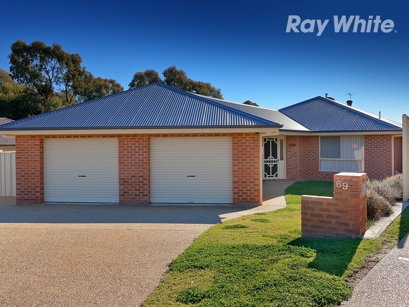 69 Dunne Crescent, Thurgoona NSW 2640