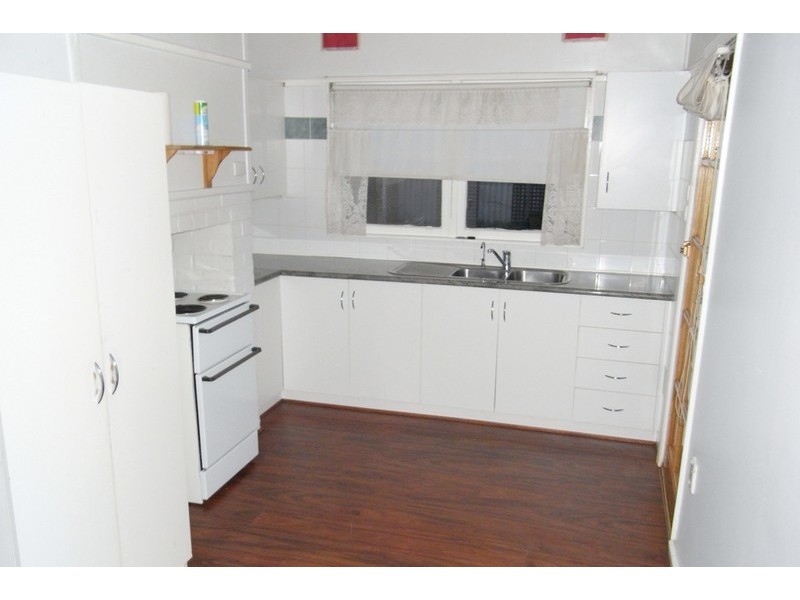 16 Douglas Street, Culcairn NSW 2660