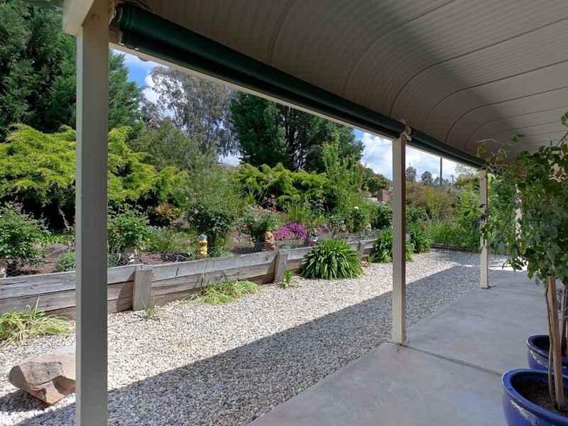 1446 Burrows Rd (512 Reservoir Rd), Lavington NSW 2641