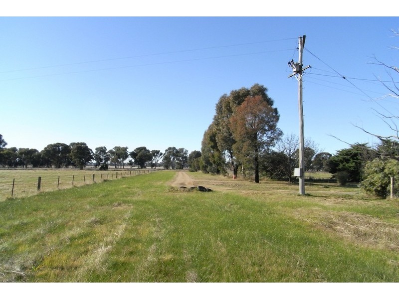 171 Back Henty Road (Old Henty Rd), Culcairn NSW 2660