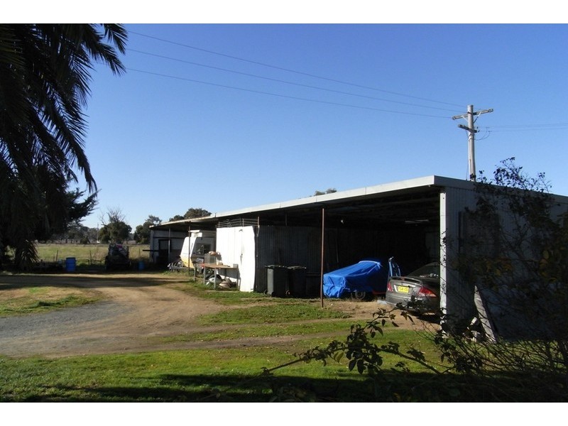 171 Back Henty Road (Old Henty Rd), Culcairn NSW 2660