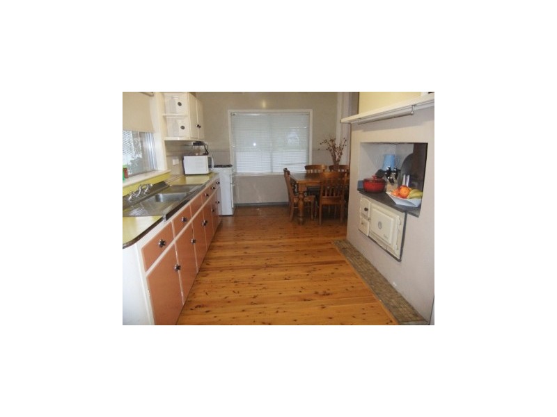 3 Balfour Street, Culcairn NSW 2660