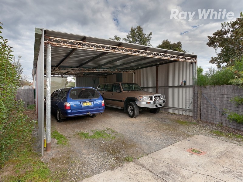 1011 Barooga Street, North Albury NSW 2640