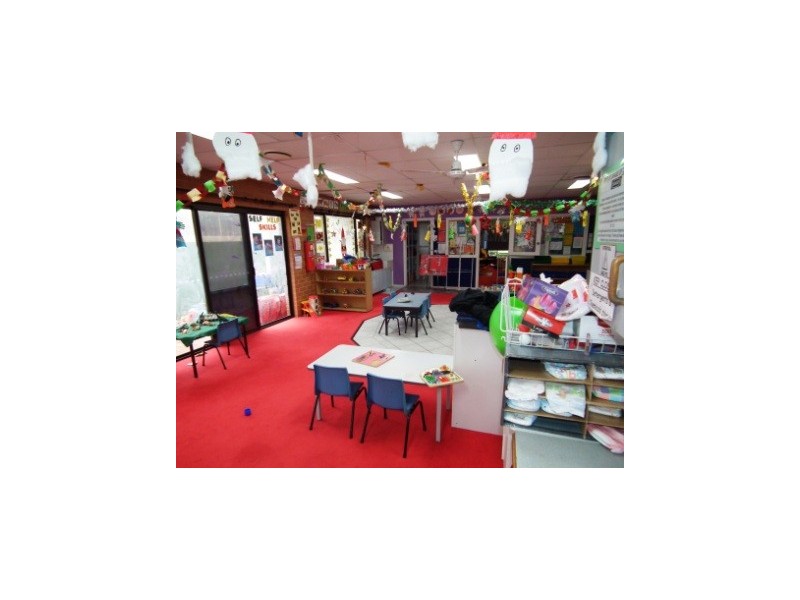 413 Griffith Road, Lavington NSW 2641