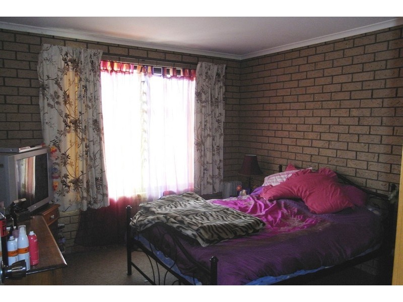 4/411 Bevan Street, Lavington NSW 2641