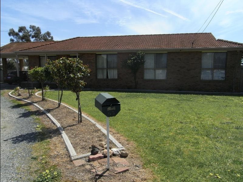 63 Kennedy Street, Howlong NSW 2643