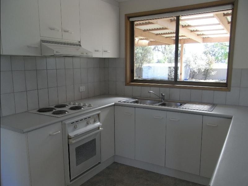 63 Kennedy Street, Howlong NSW 2643