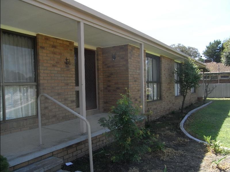 63 Kennedy Street, Howlong NSW 2643