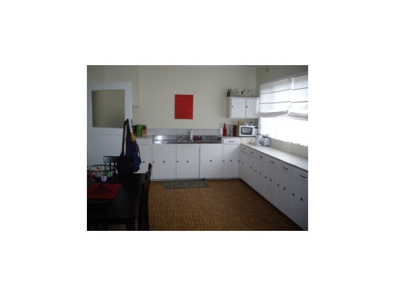 416 McDonald Road, Lavington NSW 2641