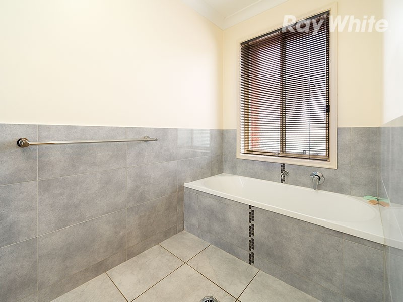 2/16 Kennedy Street, Howlong NSW 2643