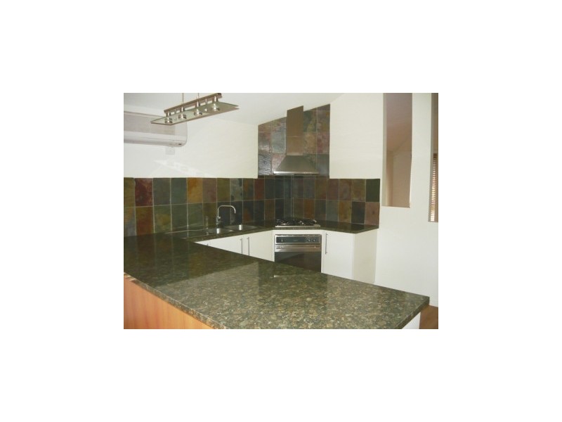 43 Kurrajong Crescent, West Albury NSW 2640