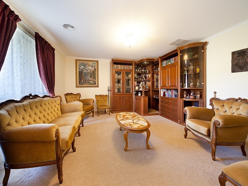 23 Kurrajong Crescent, West Albury NSW 2640