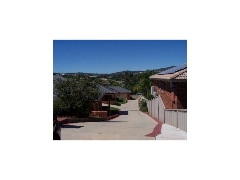 1/406 Halehaven Crescent, Lavington NSW 2641