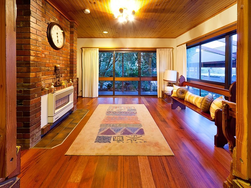 38 Mountain VIew Drive, Lavington NSW 2641