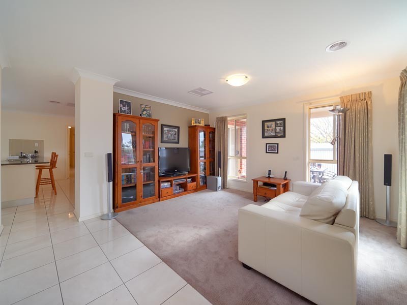 1/16 Kennedy Street, Howlong NSW 2643