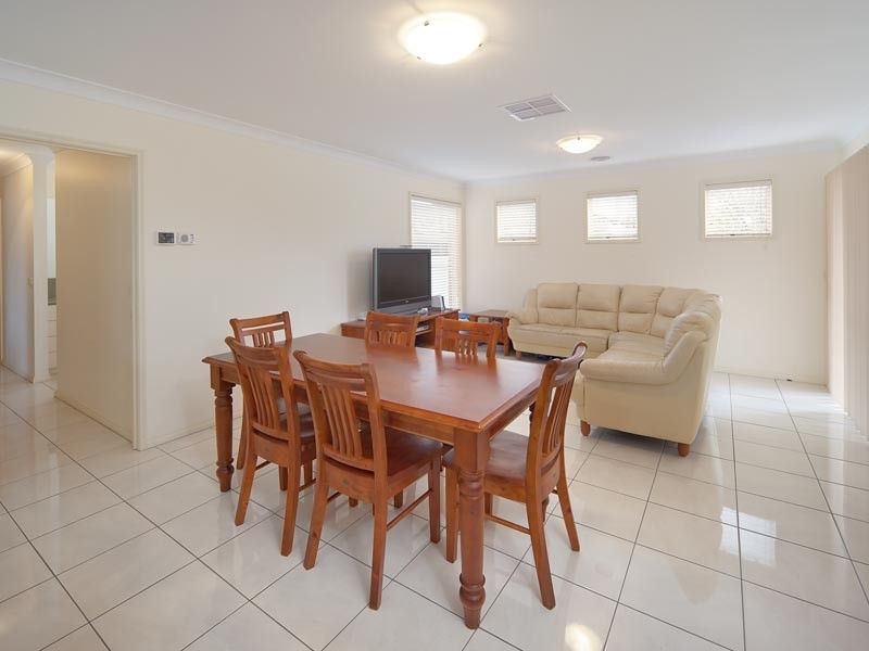 1/16 Kennedy Street, Howlong NSW 2643