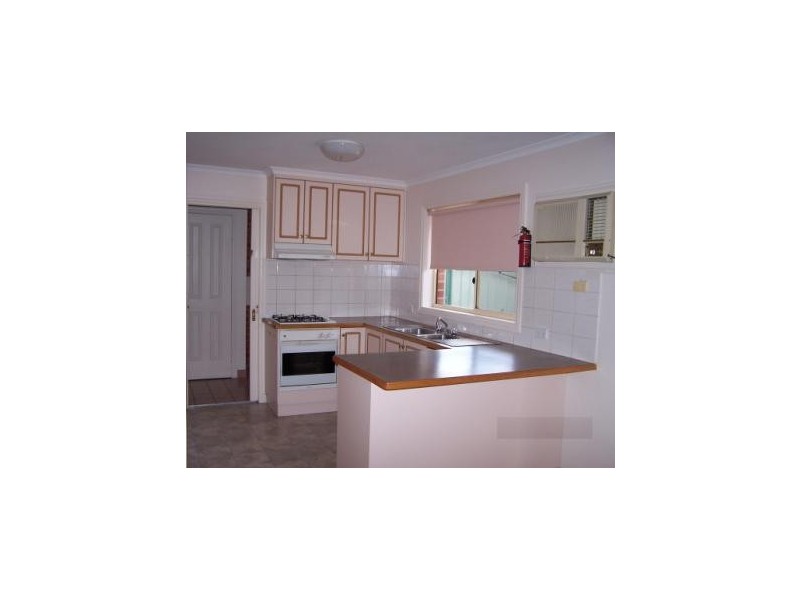 2/508 Kemp Street, Lavington NSW 2641