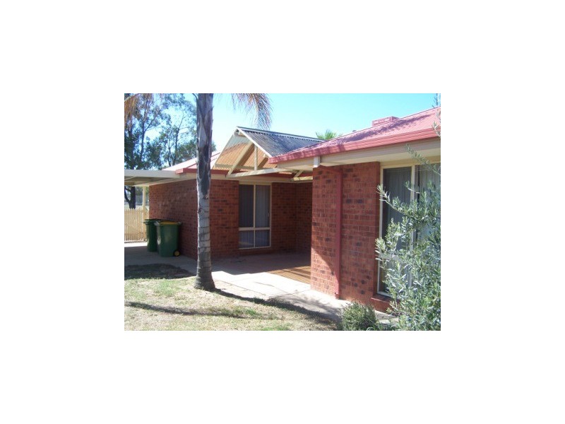 535 Daly Street, Lavington NSW 2641