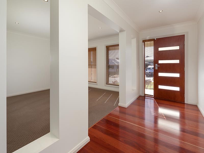 7 Whitton Drive, Thurgoona NSW 2640