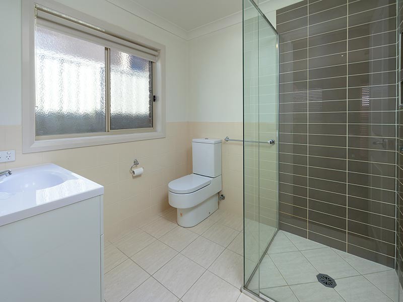 7 Whitton Drive, Thurgoona NSW 2640