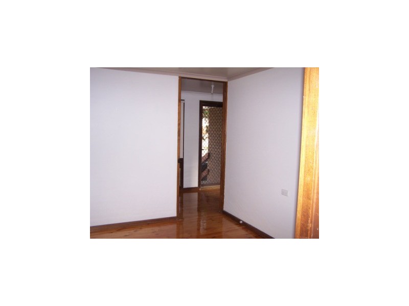 4 Glenelg Drive, Springdale Heights NSW 2641